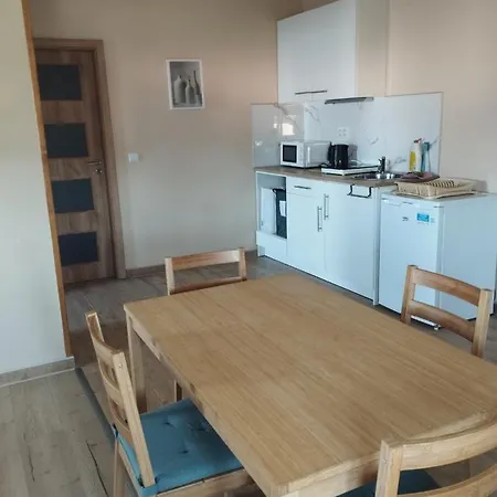 Audy 2 * Mníšek pod Brdy